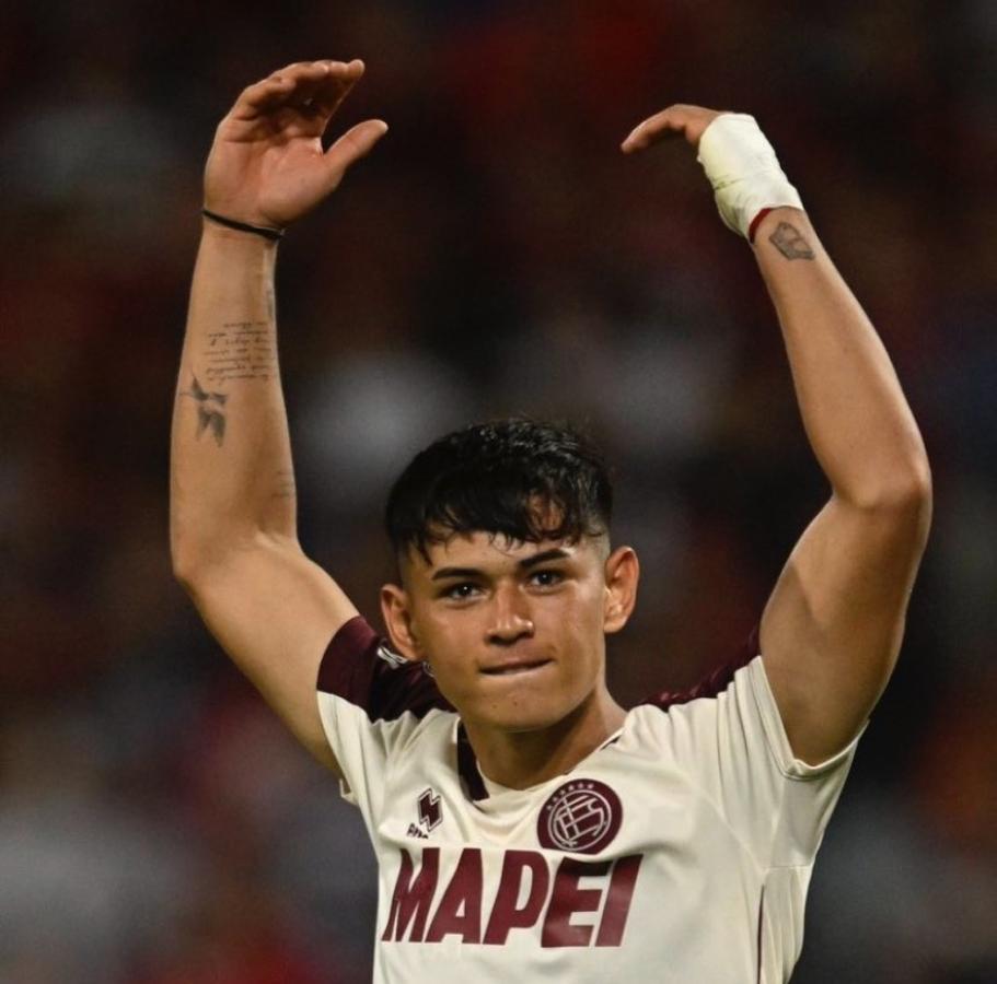 Imagen Soler la rompe en Lanús, donde aún no completó 50 partidos.