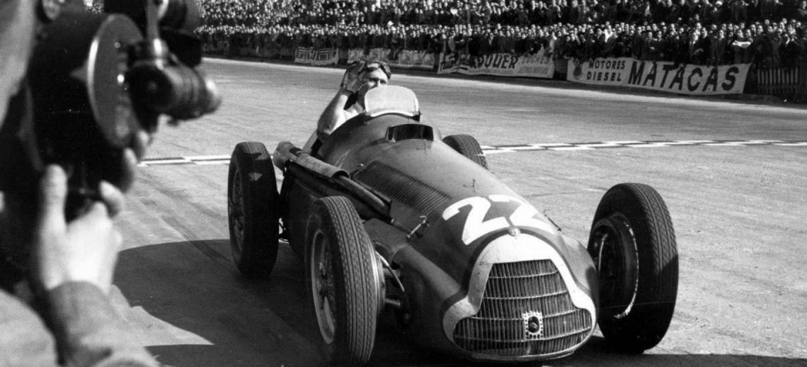 Imagen La clasificación final del Gran Premio de España 1951 corrida en Barcelona fue: Fangio (Alfa), González (Ferrari), Farina (Alfa), Ascari (Ferrari) y Bonetto (Alfa).
