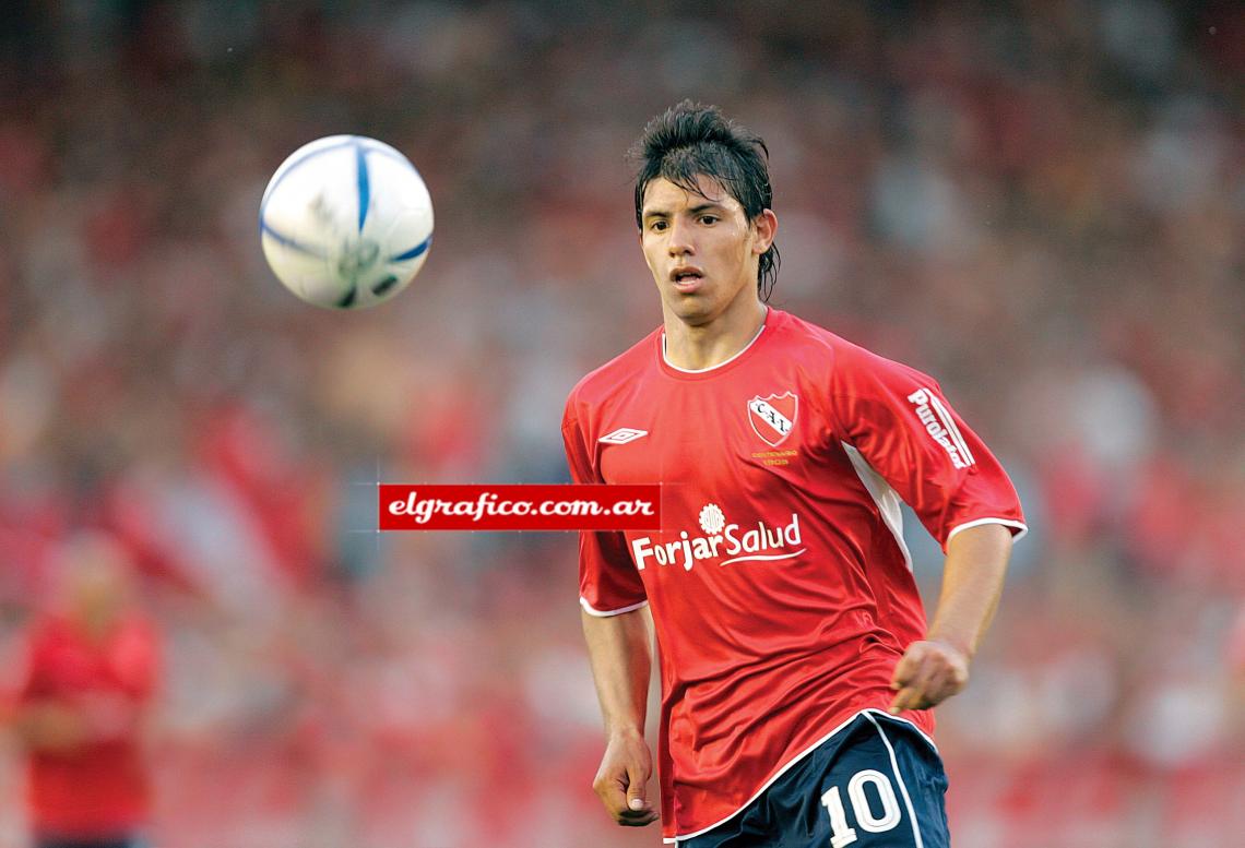 Agüero, un crack de potrero que deslumbró en Independiente y triunfó en el mundo.