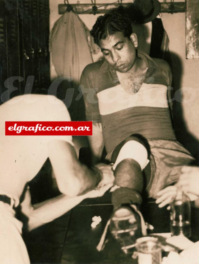 En una época de Boca donde sobresalían Varallo, Benitez Cáseres y Cherro, Benavidez tuvo pocas oportunidades. En el campeonato 1934 hizo 11 goles en 20 partidos.