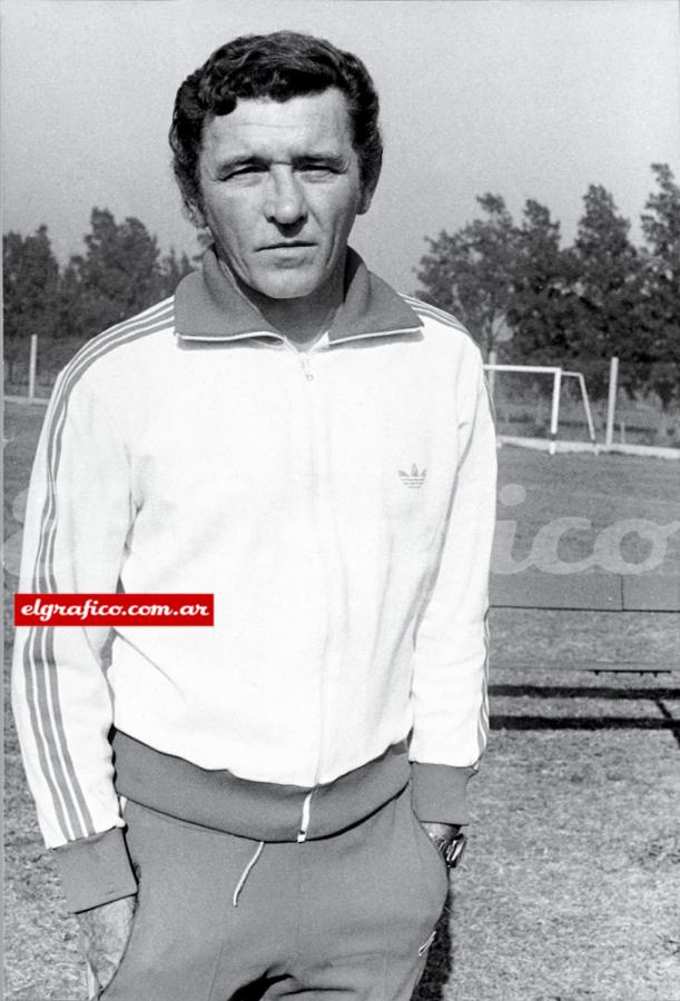 Imagen Vladislao Cap, encabezó el trío de entrenadores para el Mundial de Alemania 74 que completaron José Varacka y Víctor Rodríguez.