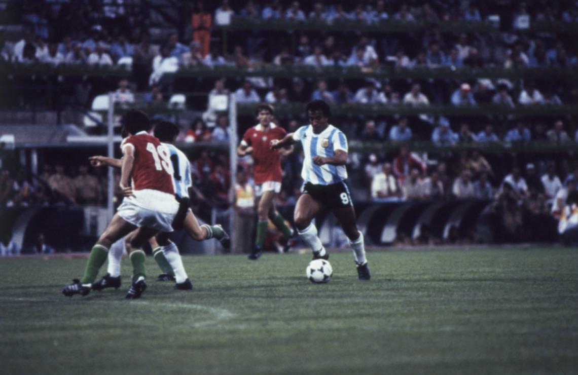 Gallego en el mejor partido de Argentina en el Mundial. 4 a 1 con Hungría.
