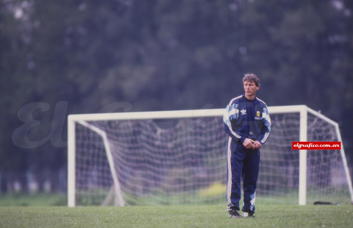 Imagen Pékerman conseguiría como DT de Argentina tres campeonatos mundiales Sub-20 (1995,  1997 y 2001).