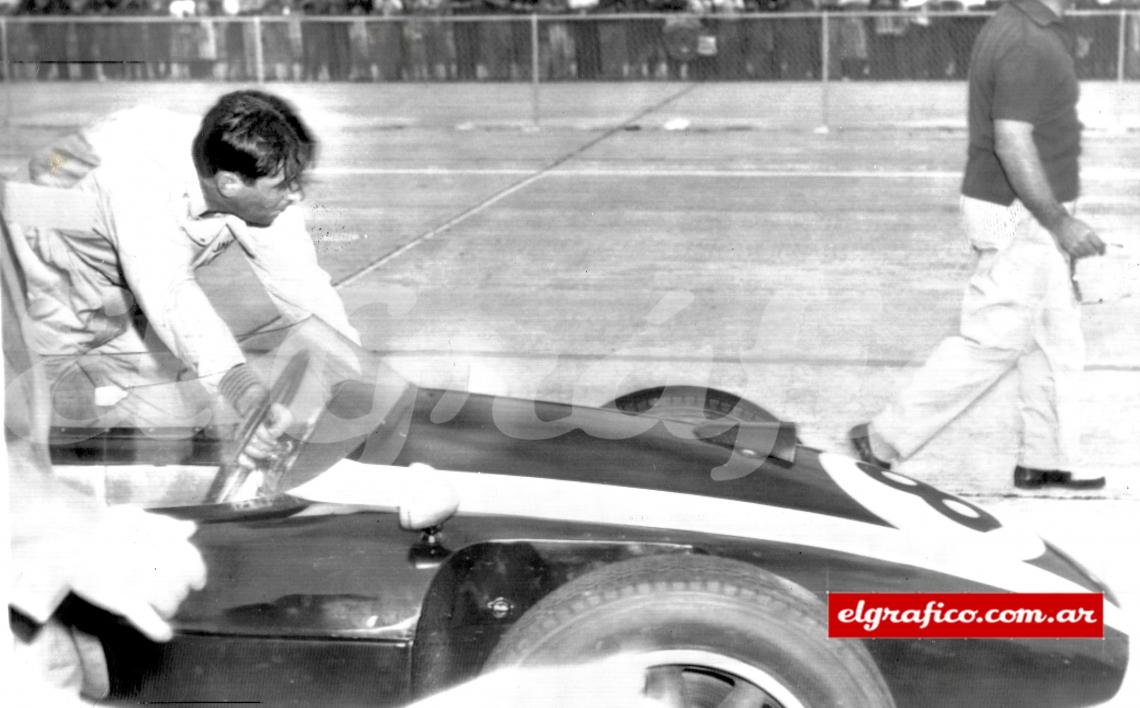 Imagen El australiano Brabham estuvo por perder el título de campeón mundial por unas pocas gotas de nafta. 