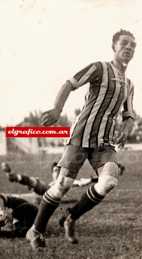 Imagen Cándido García fue el primero que marcó un gol en el superclásico argentino en 1913.