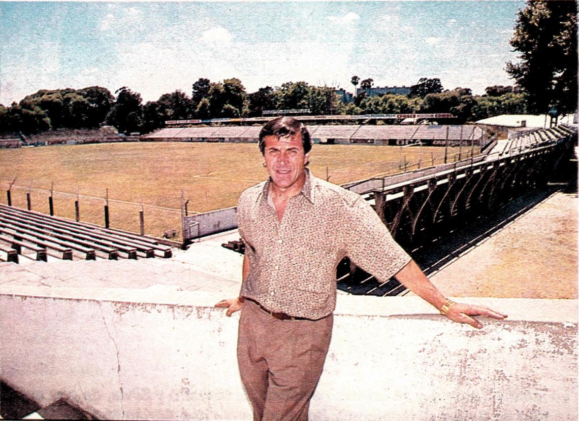 Imagen El Parque Alfredo V. Viera, la cancha de Wanderers, los más lindos recuerdos. El Maestro fue jugador y técnico. 