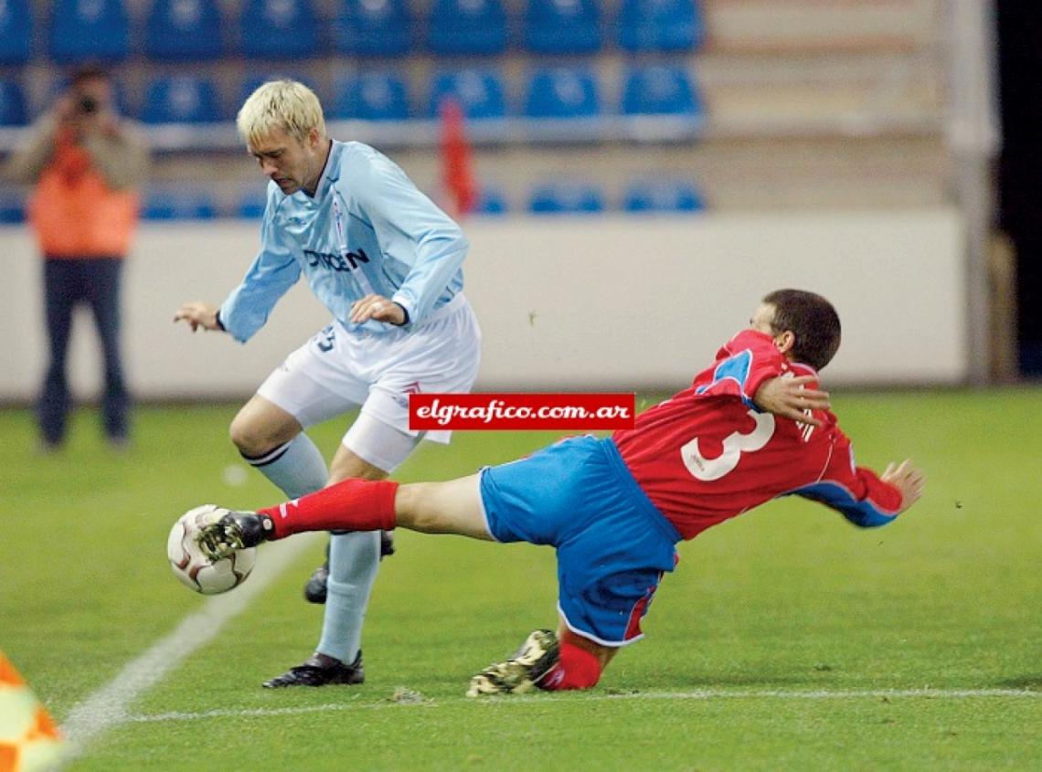 En Celta no llegó a tener chances, siempre fue suplente y se volvió a los tres meses.