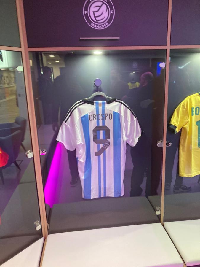 Imagen La camiseta de la Selección Argentina, con el nombre de Hernán Crespo.