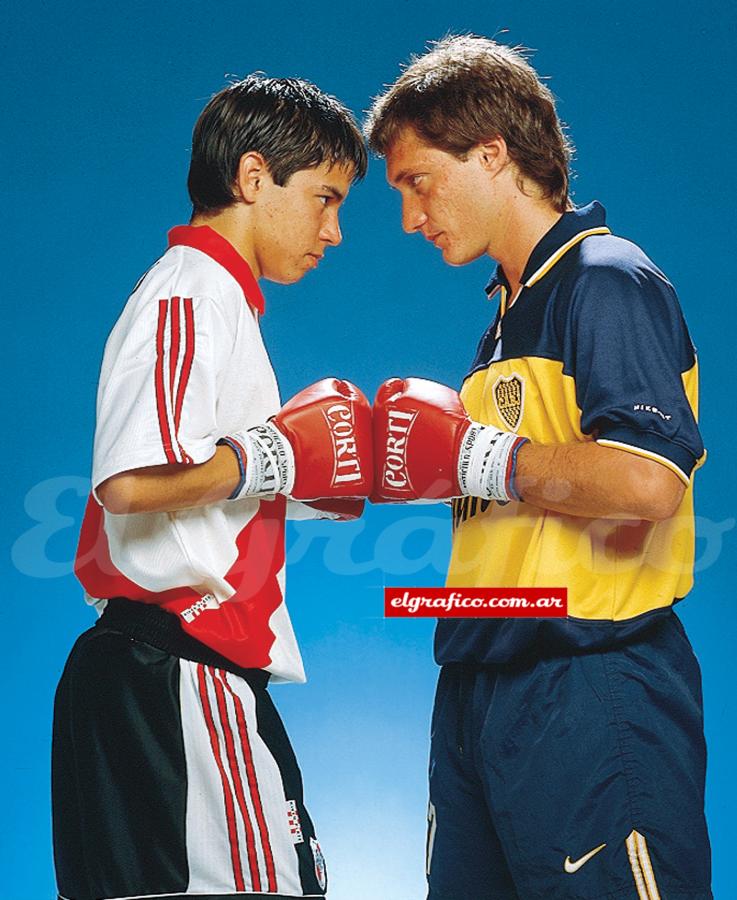 Imagen Jugando a ser boxeadores con Javier Saviola, en un torneo muy peleado entre River y Boca.