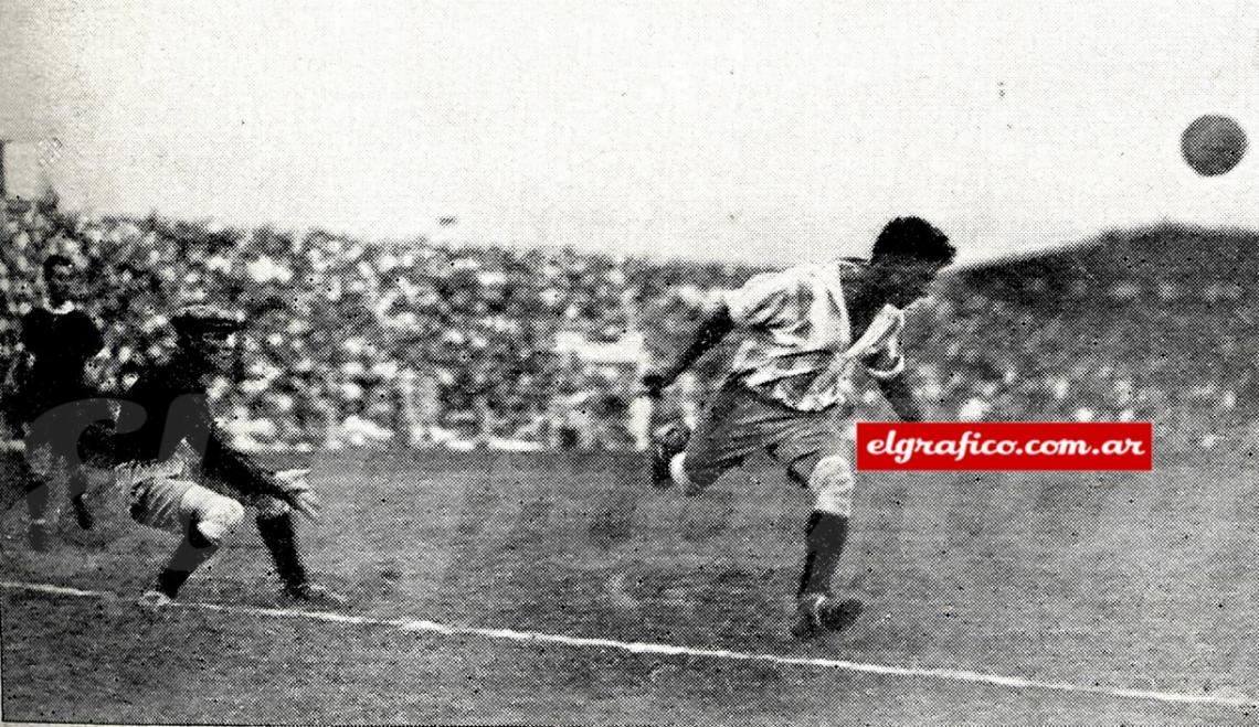 Imagen Scarcella rechaza de cabeza un centro-shot de Betinotti cuando Bottaso se disponía a atajar. La defensa del team ganador jugó un gran partido, especialmente en la etapa final.