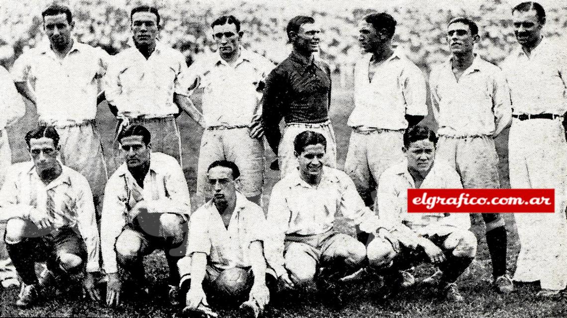 EL team de Racing, ganador y tercero en el campeonato, a un punto de los primeros. Jugó bien en el primer tiempo y se defendió admirablemente en el segundo para lograr un triunfo, si no merecido, meritorio.