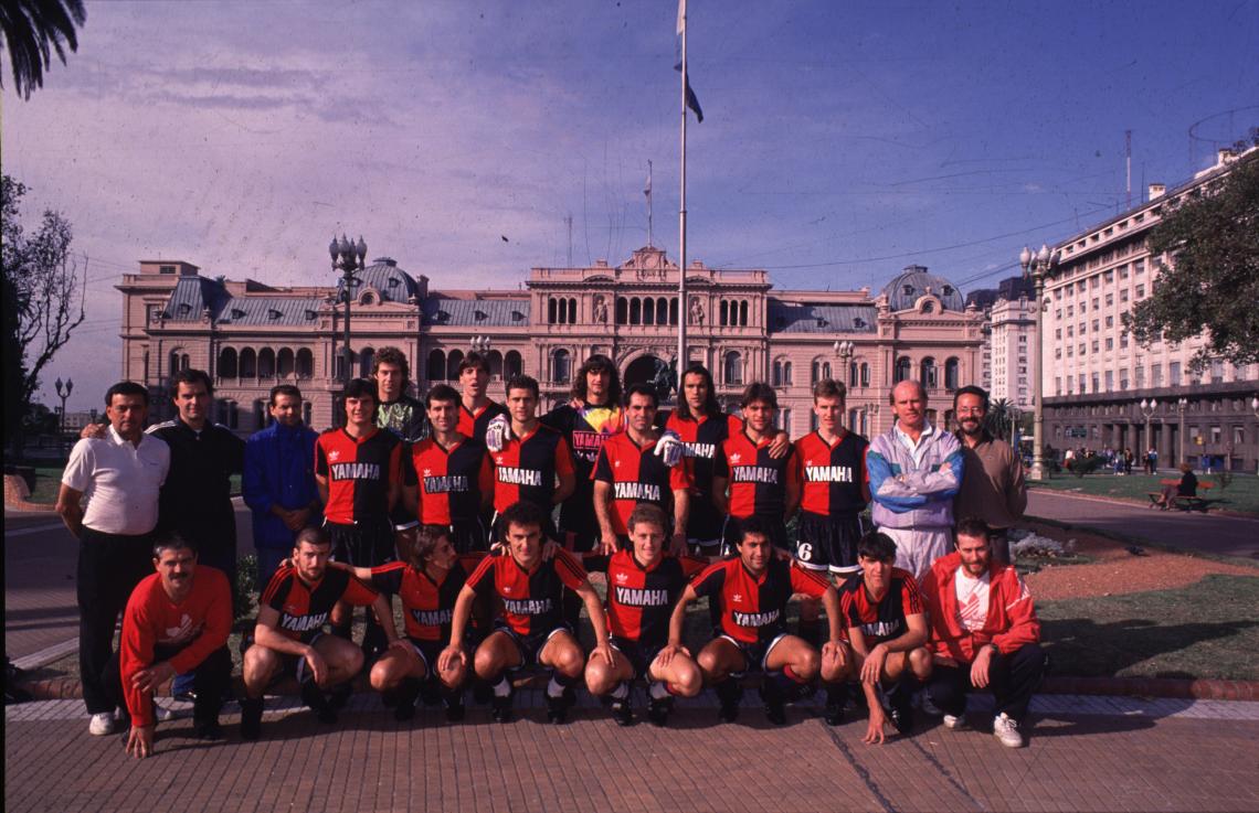 Imagen La lepra en la Casa Rosada, Berizzo, Gamboa, Pochettino, Llop, Martino, Saldaña y Zamora fueron algunas de las figuras de Newell´s campeón.