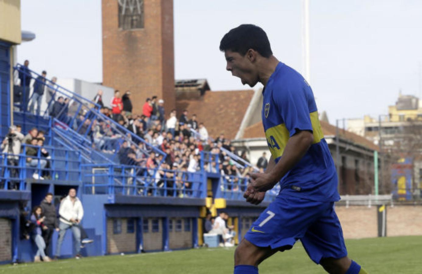Imagen Luna Diale, tricampeón en las inferiores con Boca