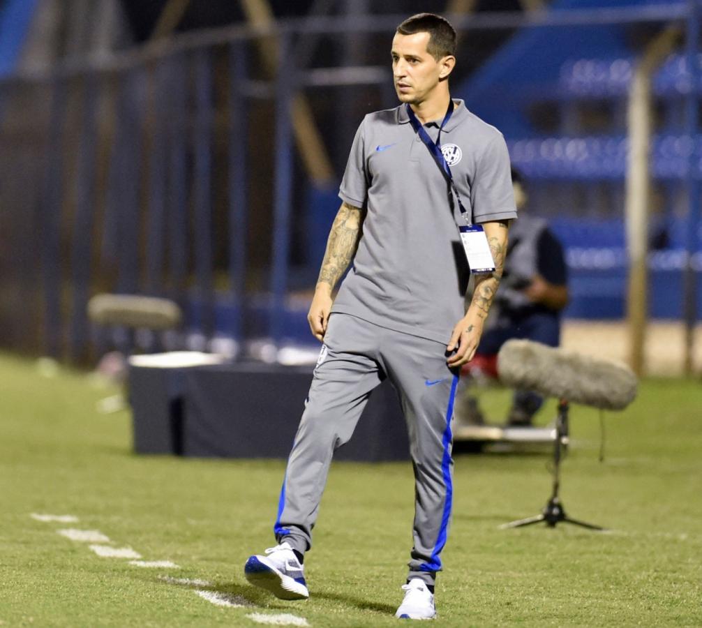 Imagen Leadnro Romagnoli, con chances de volver a ser el entrenador. NORBERTO DUARTE, AFP