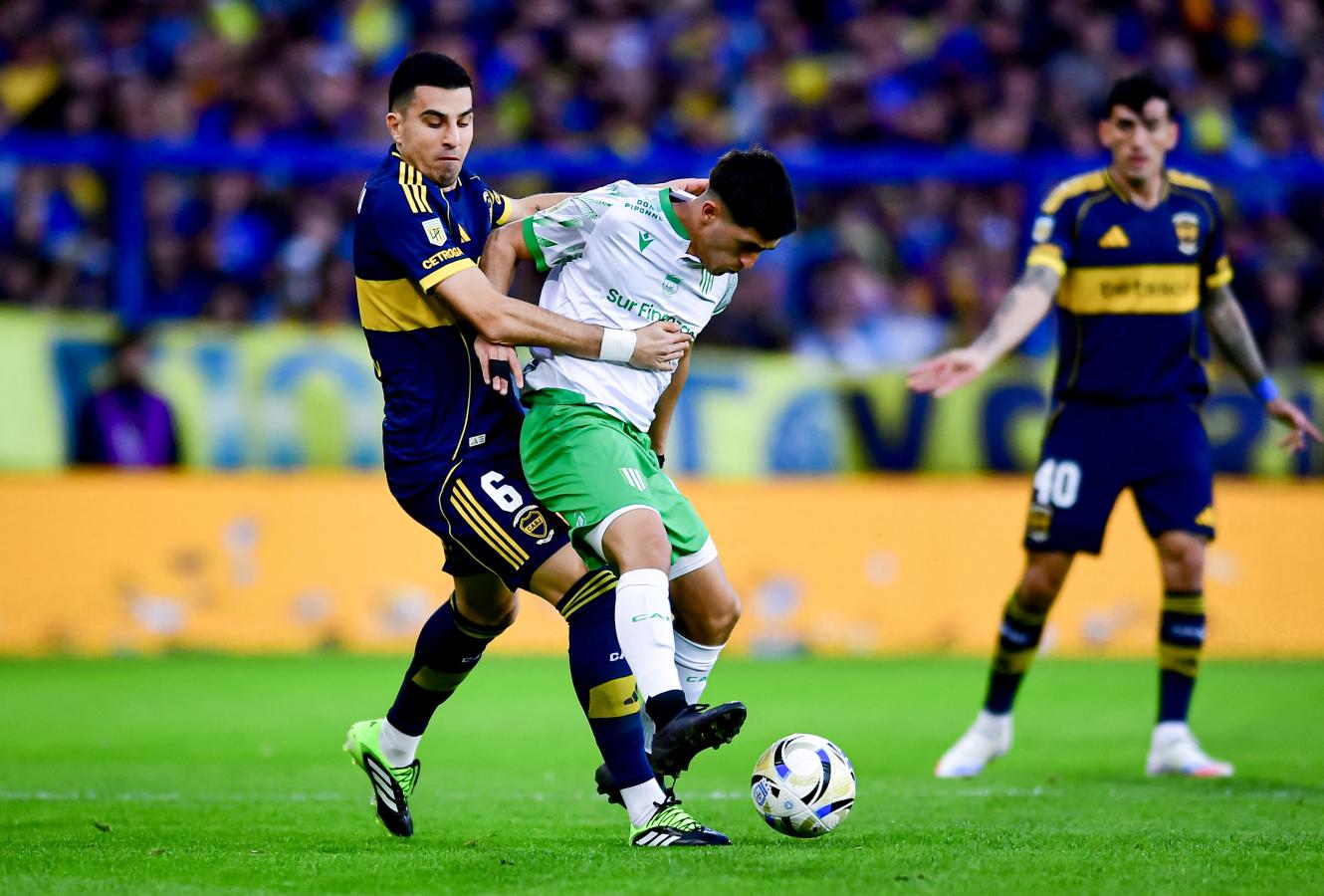 Imagen Rodrigo Battaglia, una de las figuras en el triunfo de Boca (AFP).