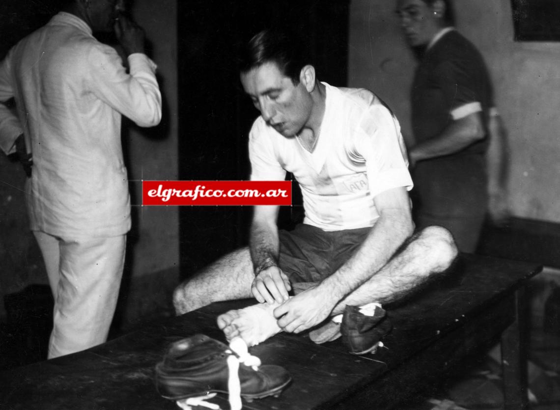Imagen Enrique García preparándose para el partido.