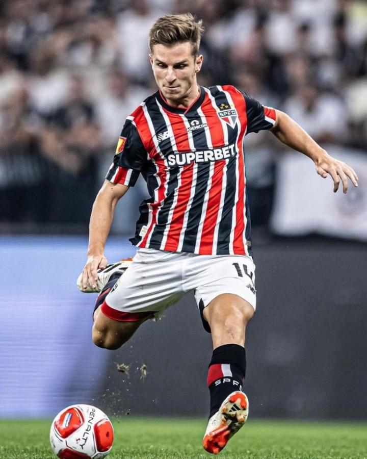 Imagen Boca y São Paulo negocian por Galoppo. El jugador ve con buenos ojos volver al país.