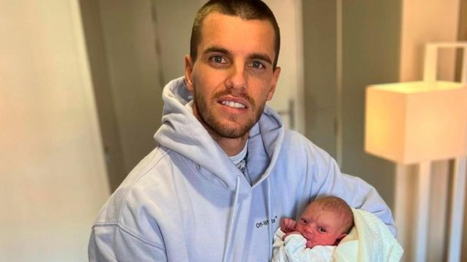 Imagen El nacimiento de su hija Emilia mitigó el dolor de Lo Celso por no jugar el Mundial.