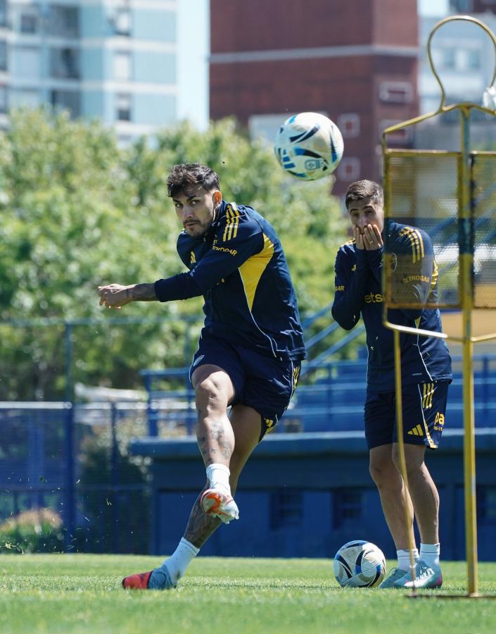 Imagen Leandro Paredes, el eje del fútbol con el que Boca buscará los tres puntos ante Barracas.