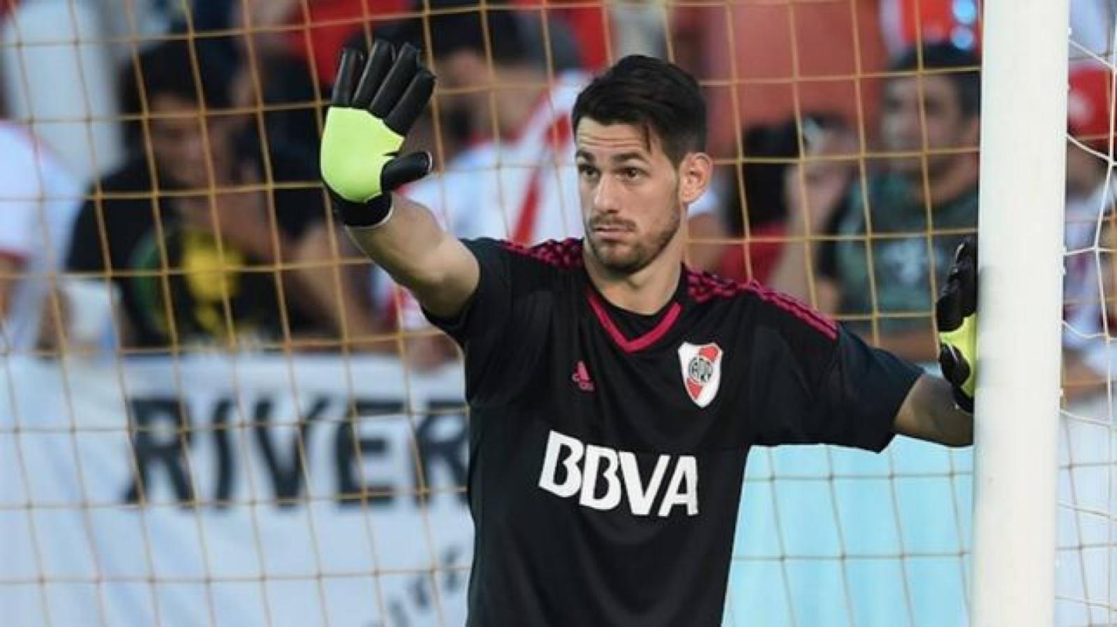 Imagen A un joven Augusto Batalla le costó adueñarse del arco de River.