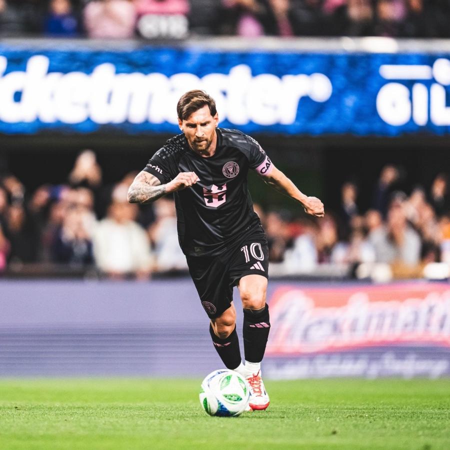 Imagen Leo y su primer partido de pretemporada 