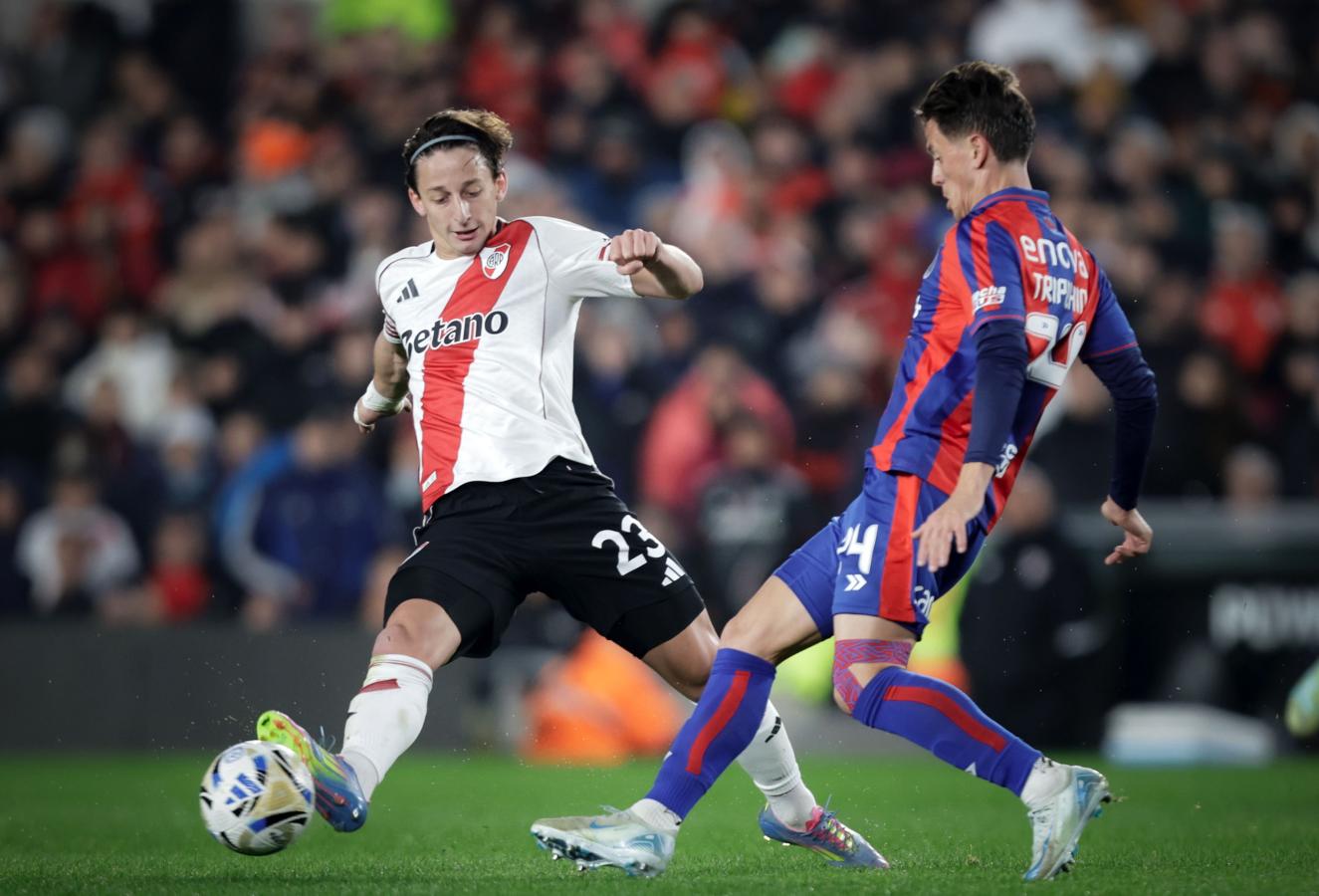 Imagen Galarza Fonda tuvo tres prácticas y fue titular en River. Fotobaires.