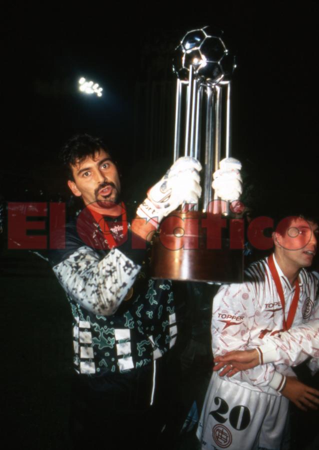 Imagen Roa, campeón de la Copa Conmebol 1996