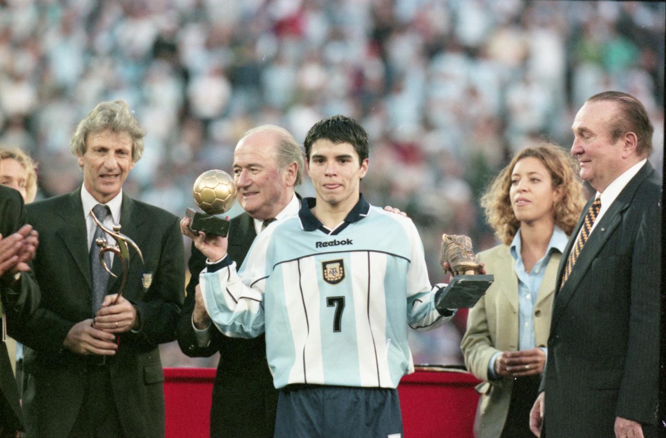 Imagen Saviola, Balón de Oro del Mundial 2001