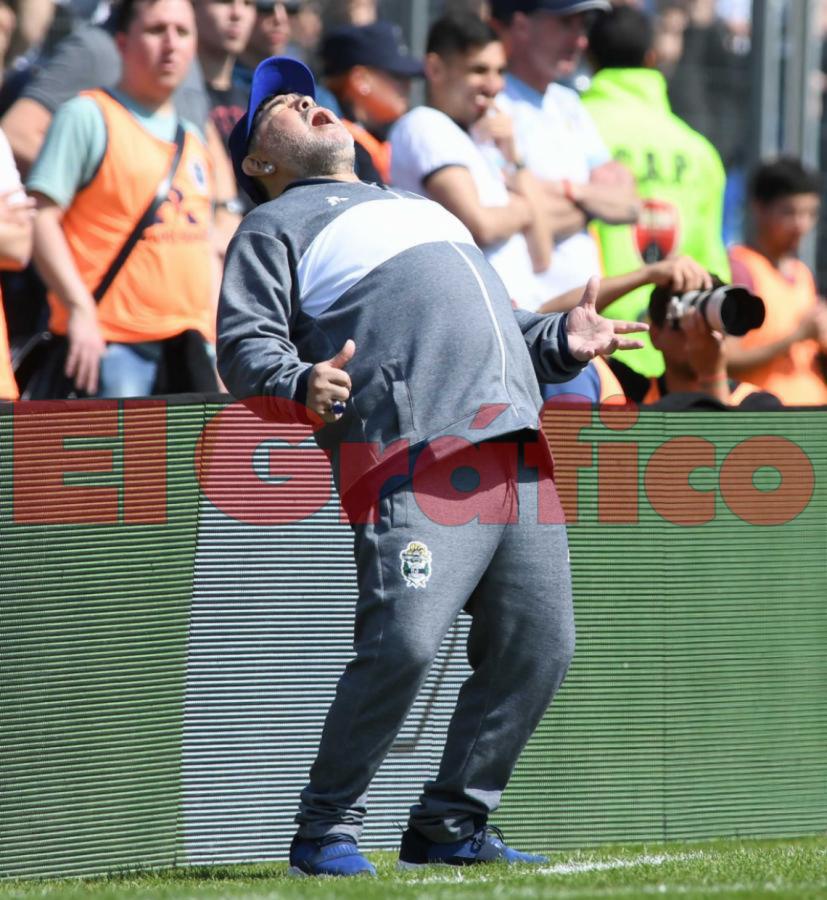 Así lo vive Diego, cada partido como el último. Foto Alejandro Del Bosco.