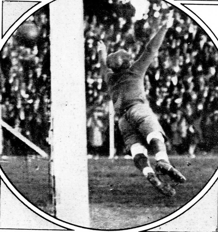 Por foul a Scopelli, a los 8 minutos del segundo periodo, Guaita ejecutó un fortísimo shot de certera dirección, que escapó por completo al alcance del goalkeeper Scarponi, quedando éste visiblemente afectado por ese contraste.