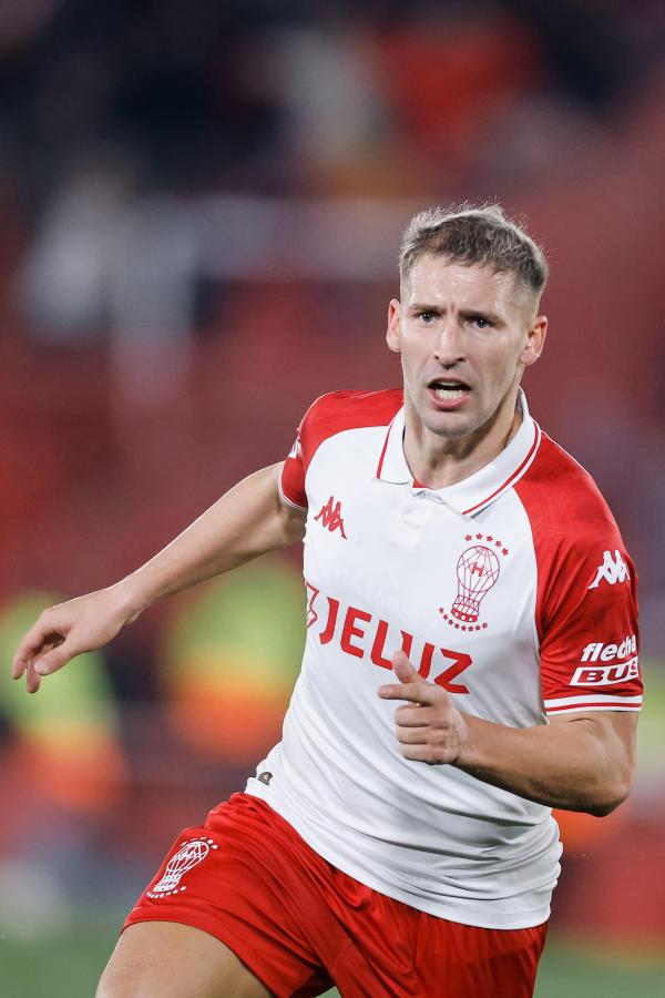 Miljevic Racing Se estancó el pase de Miljevic a Racing: cuánto pide Huracán para ...