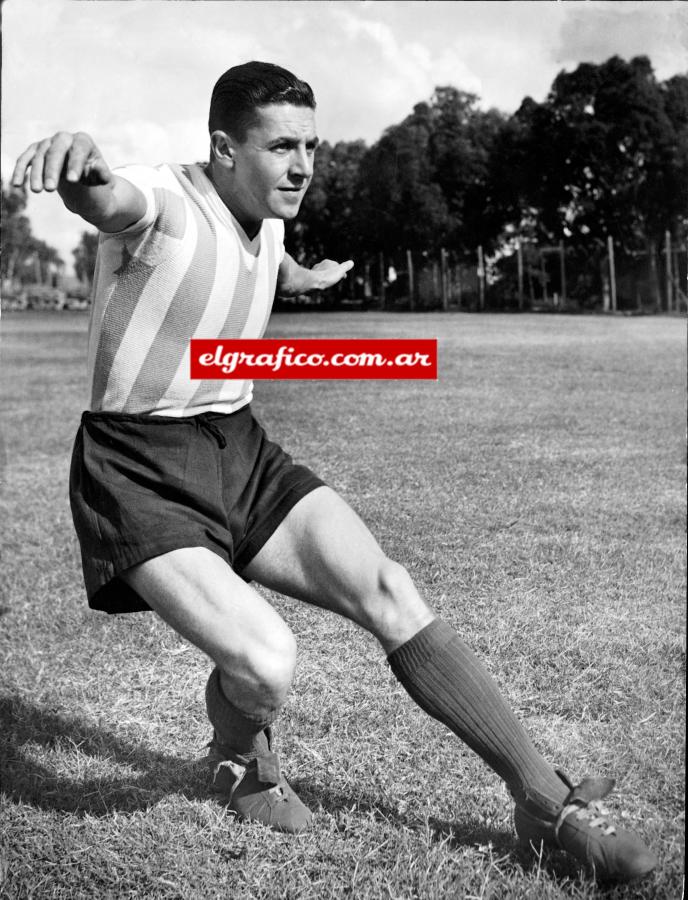 Llamil Simes, el gran goleador.