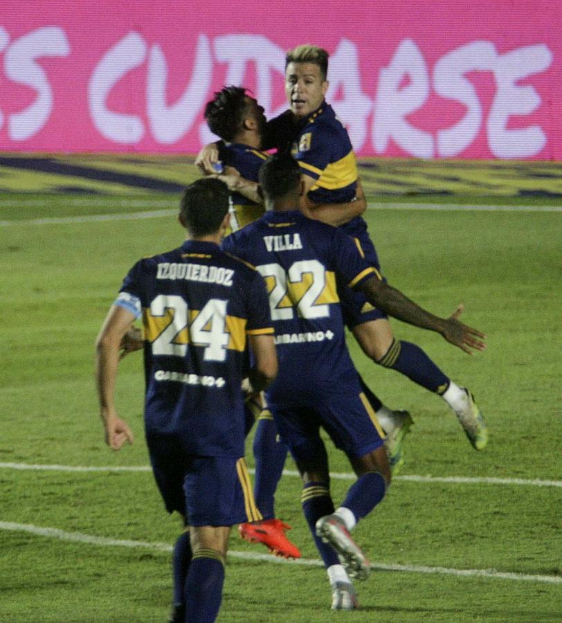 El desahogo de todo Boca después del penal convertido por Buffarini