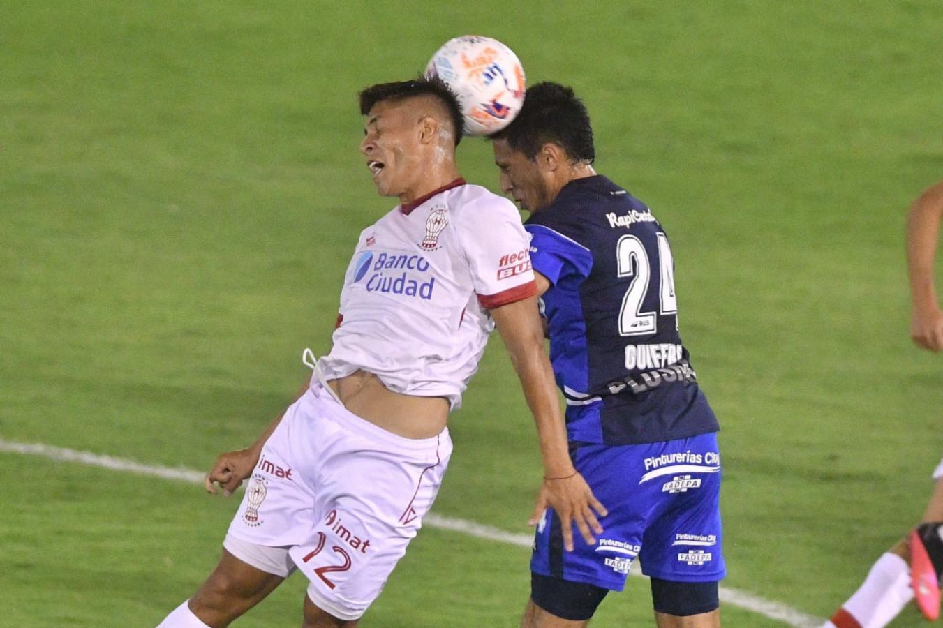 Imagen La pelota nos une. Alfredo Luna de Telam