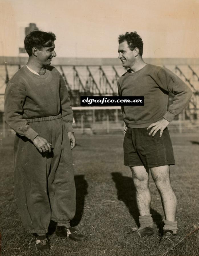 Imagen Pedro Arico Suárez y Carlos Peucelle son las dos figuras más antiguas en nuestros combinados. En 1928 aparecieron en primer plano y desde entonces siguieron batallando. Uno de Boca y otro de River, uno half izquierdo y el otro winger derecho, se toparon innumerables veces.