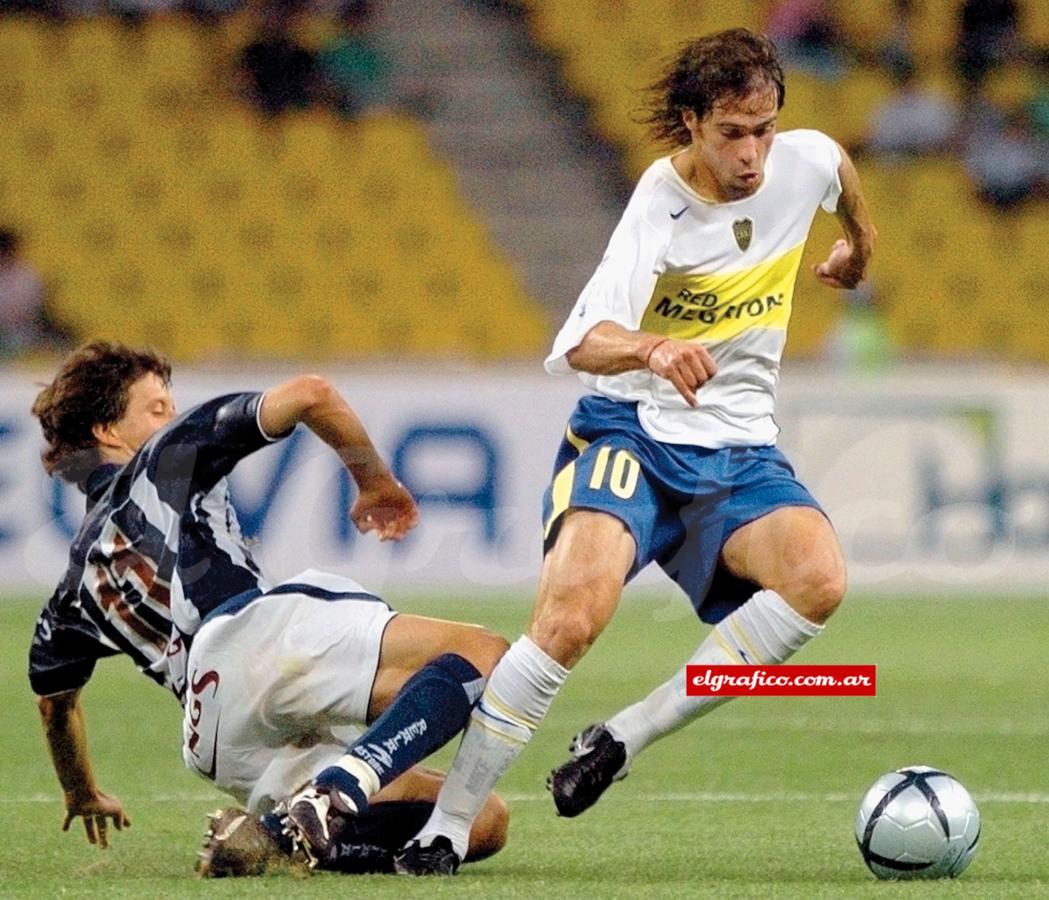 Imagen Tras igualar con el Tottenham en su debut, llegó otro empate, ante Real Sociedad en una gira realizada por Boca.