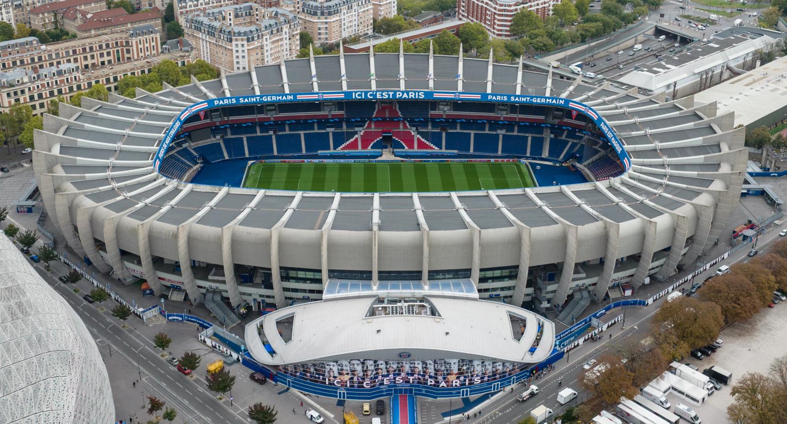 Imagen El Parque de los Príncipes, el estadio donde juega PSG y que quiere comprar su presidente.
