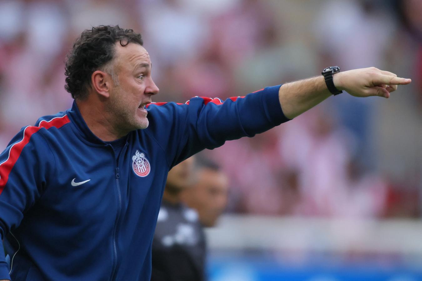 Imagen Gabriel Milito se encuentra en Chivas de Guadalajara
