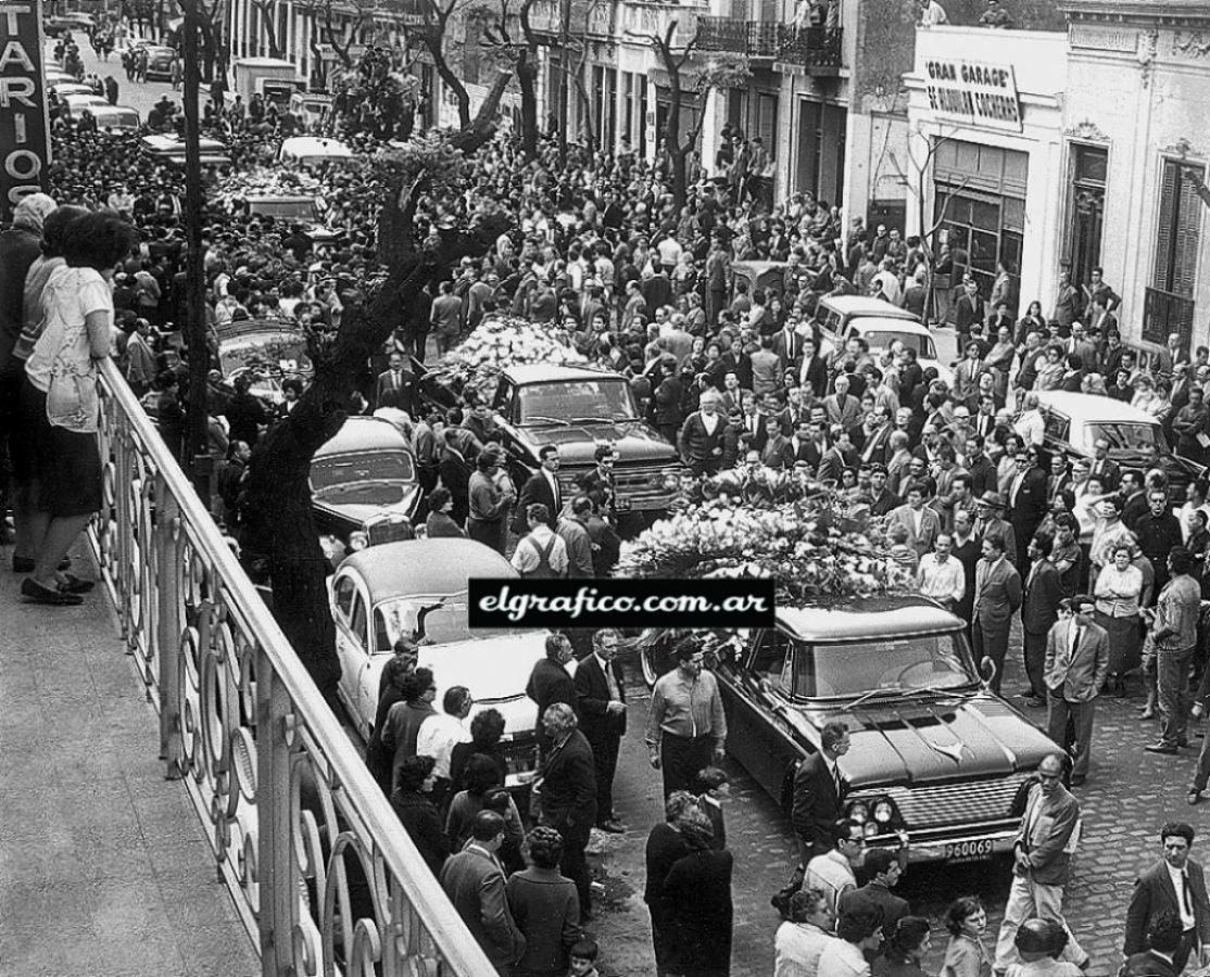 El funeral multitudinario de José María Gatica.