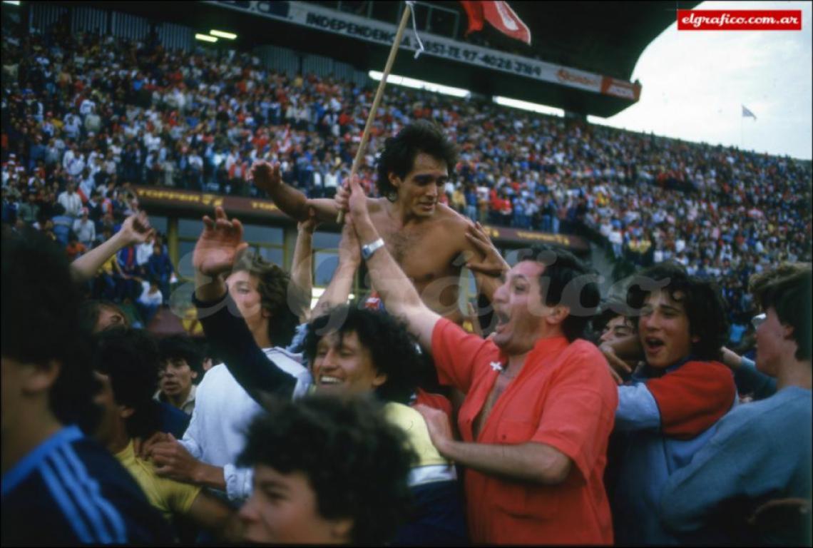 Imagen Pedro Pablo Pasculli hizo 21 goles y fue el goleador del campeonato.