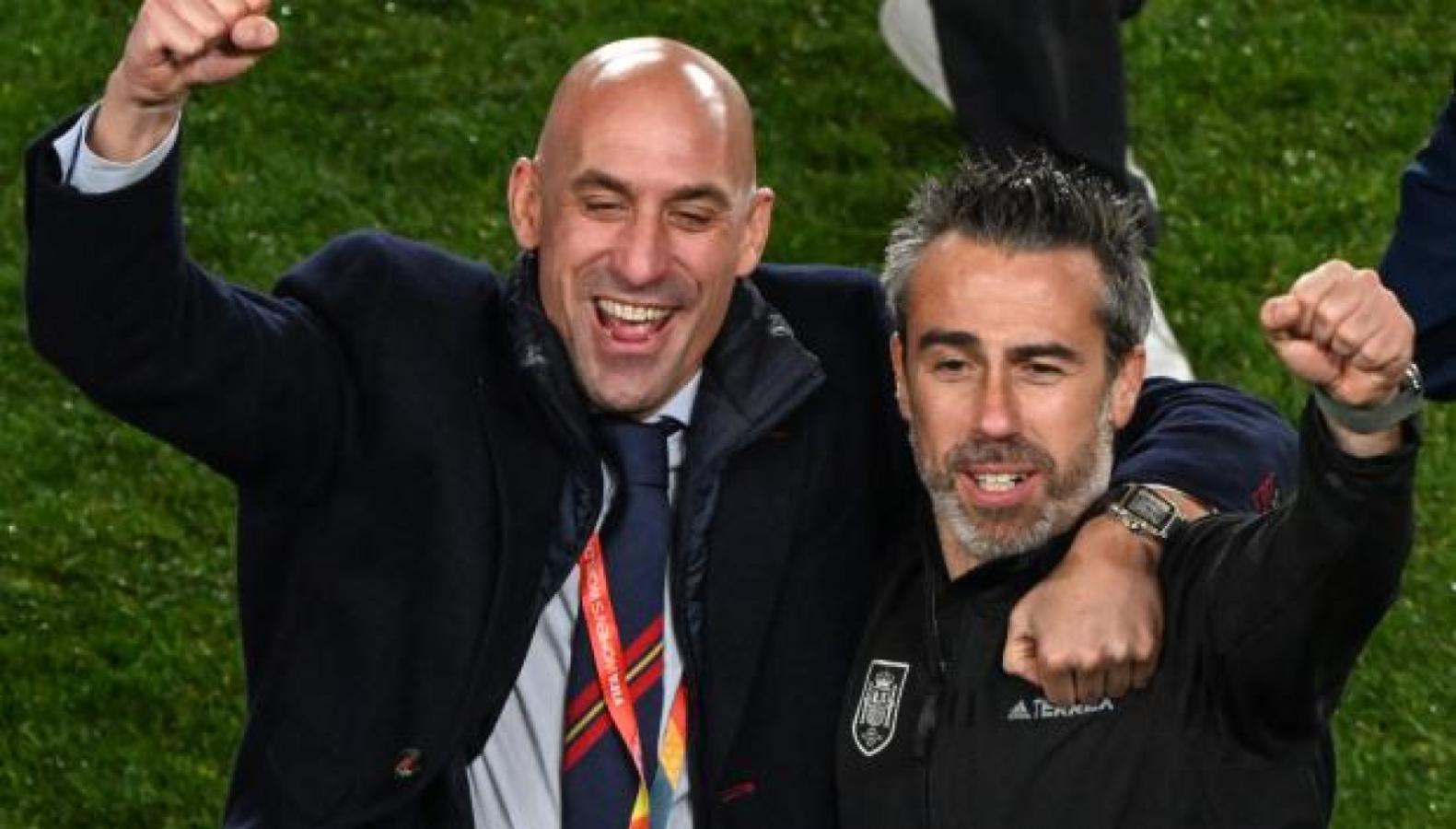 Imagen Vilda junto a Rubiales, Presidente de la Federación