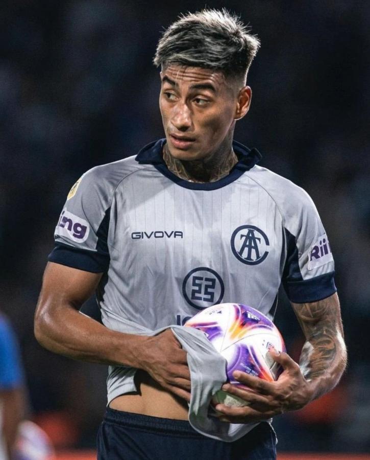 Imagen Juan Portillo es el apuntado por Gallardo. River ya envió una oferta.
