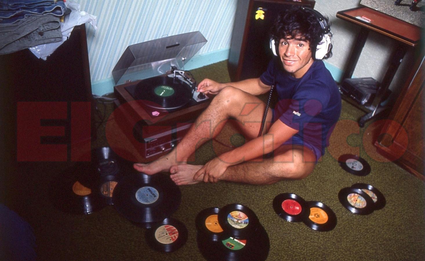 Imagen Maradona, en su habitación 