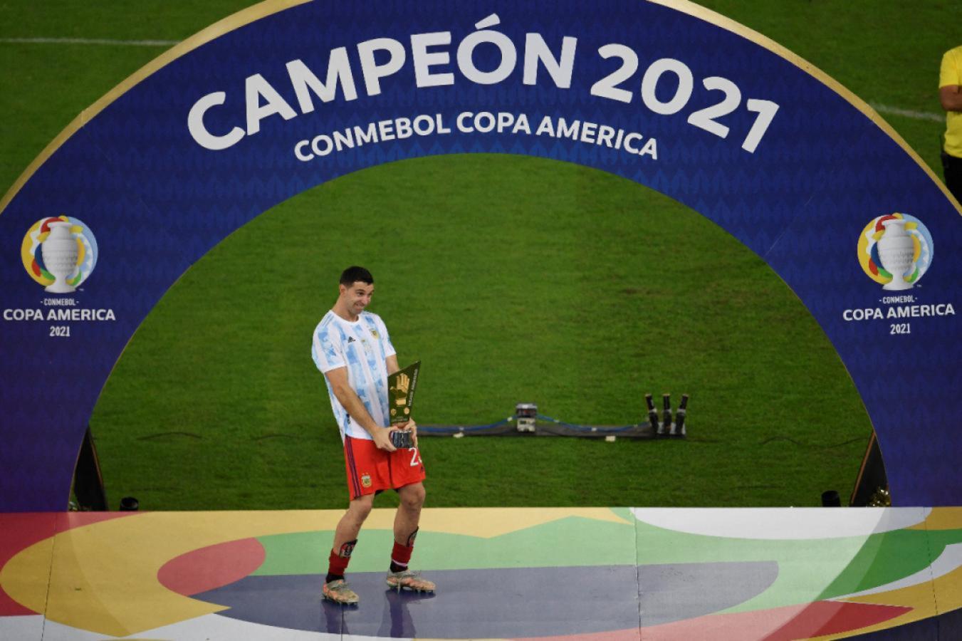 Imagen Dibu Martínez, el mejor arquero de la Copa América