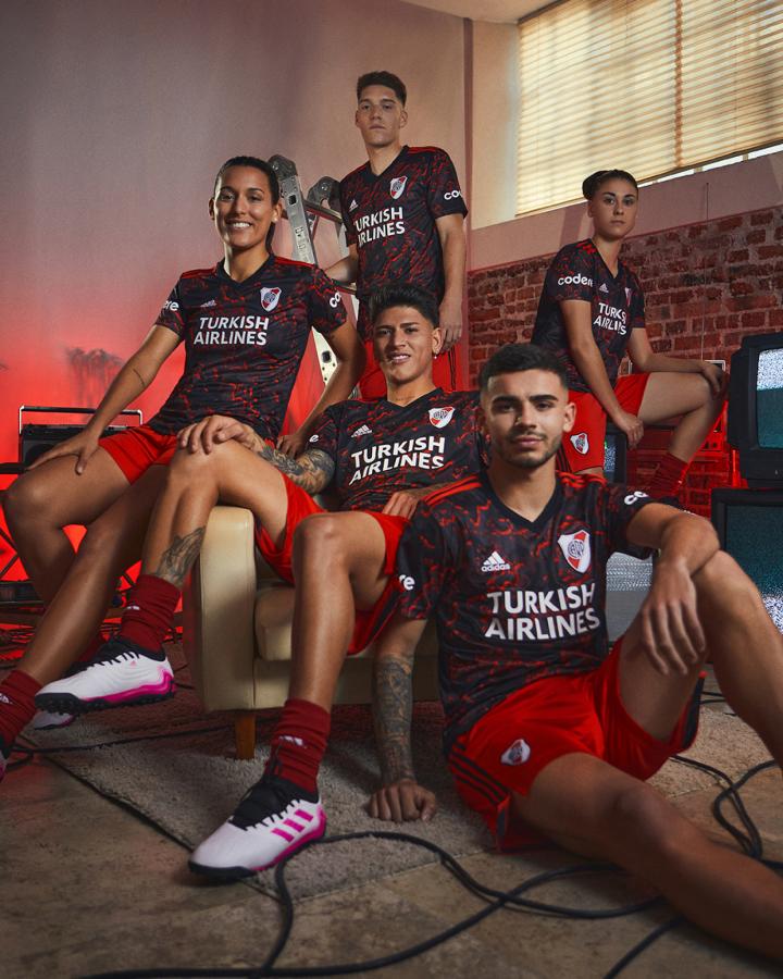 Nueva indumentaria shop de river 2020