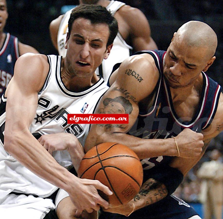 Imagen Un zurdo talentoso e inteligente es Manu Ginóbili, quien pese a ya ser estrella, llegó a la NBA con el overol puesto. 
