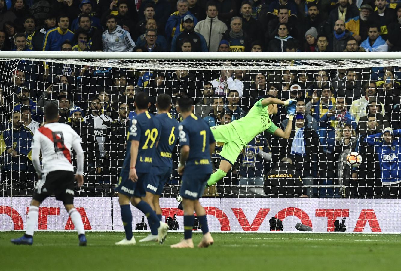 Imagen Juanfer Quintero y un gol para la eternidad (OSCAR DEL POZO / AFP)