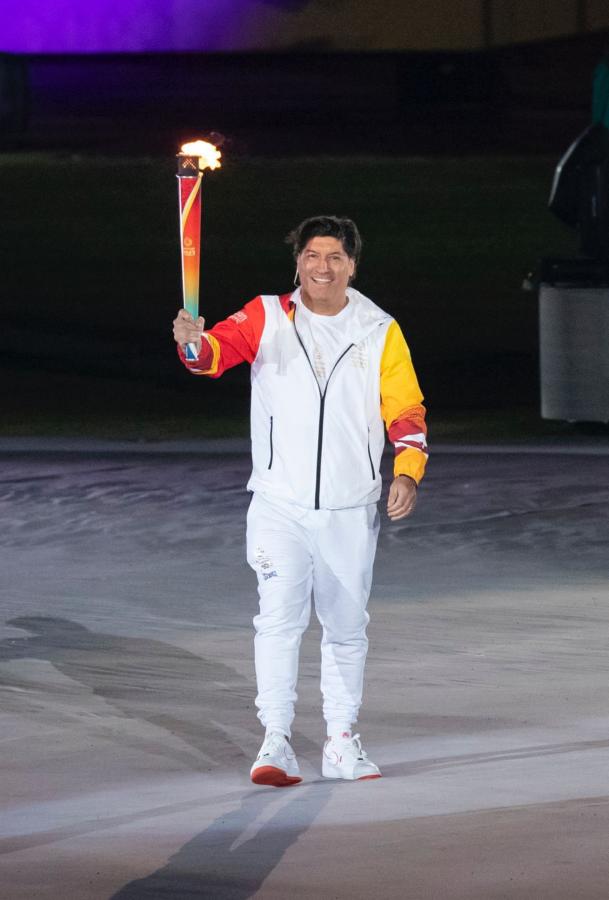 Imagen El ex jugador Iván Zamorano fue uno de los encargados de llevar la antorcha.