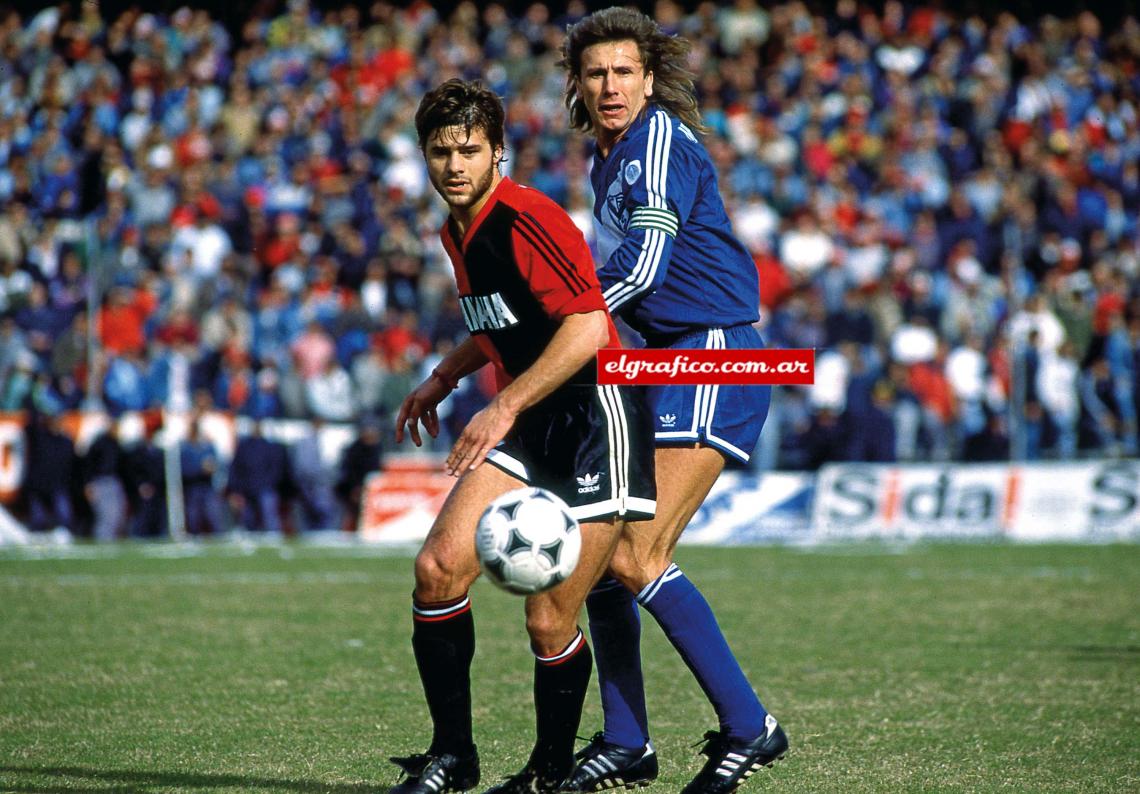 Imagen En Newell´s ganándole a Ricardo Gareca.
