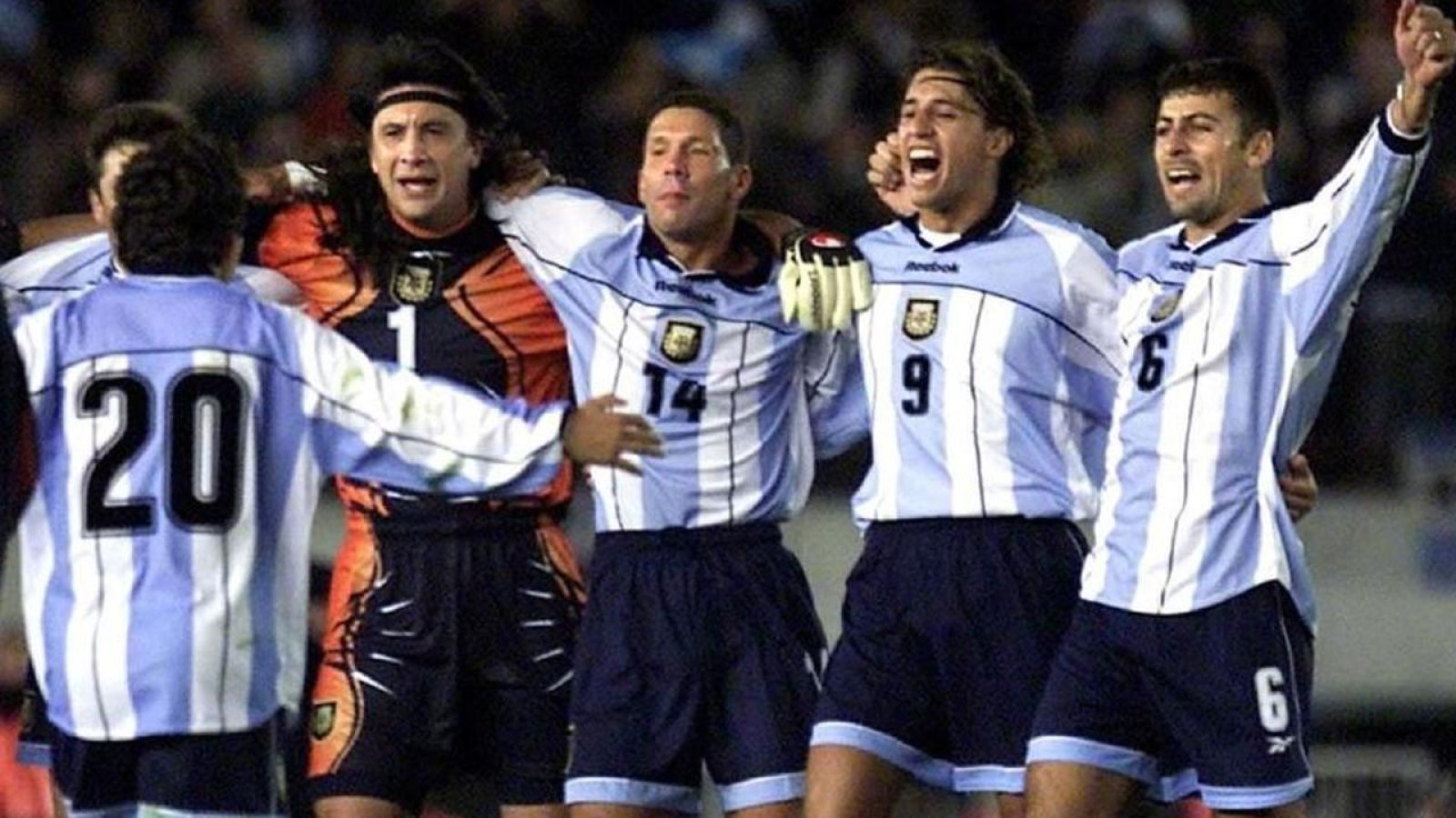 Imagen La Selección dirigida por Marcelo Bielsa sacó 12 puntos de ventaja en las Eliminatorias para el Mundial 2002.